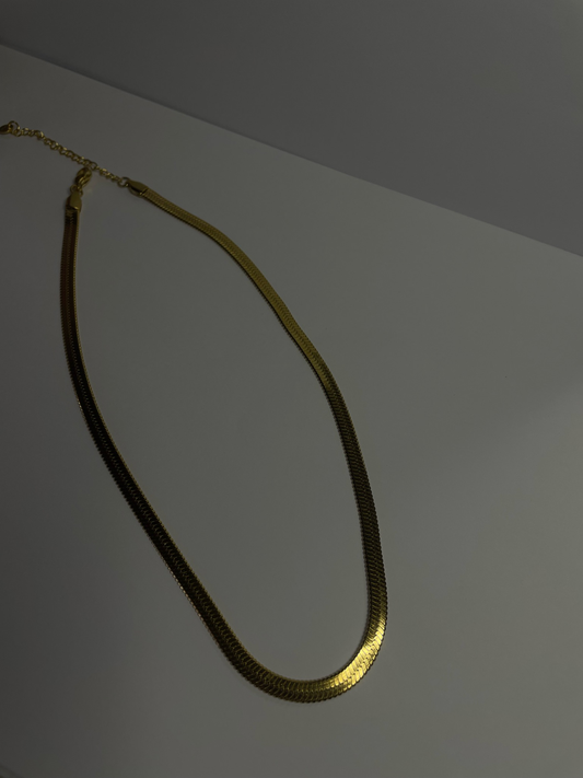 Evara Necklace